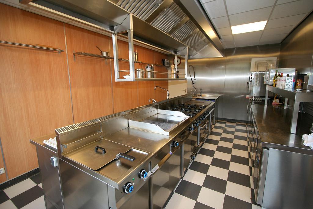 Oke Hotel De Leygraaf Heeswijk Dinther Uden Eksteriør bilde